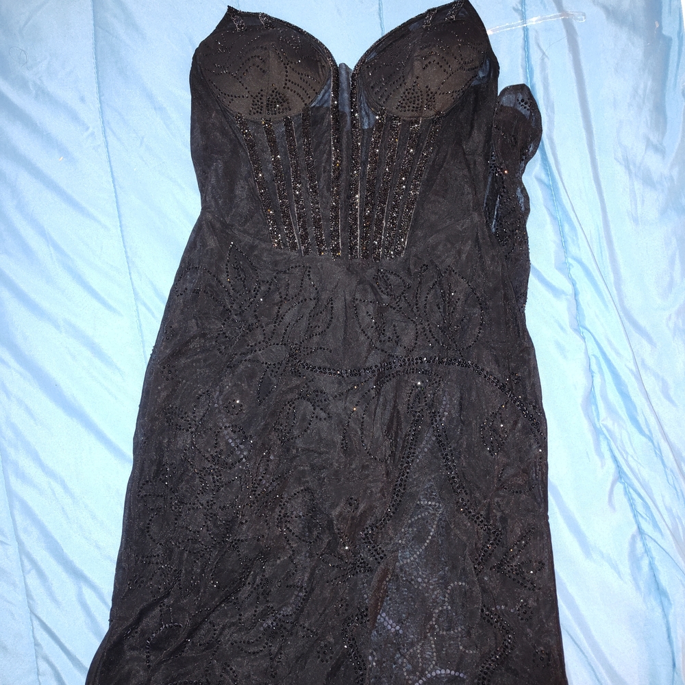 Elegant Black Beaded Dress Maxi